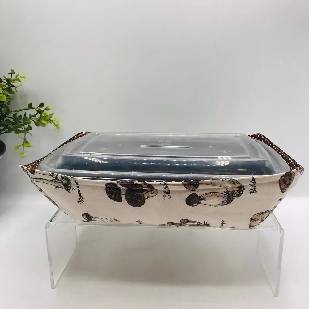 Microwave Takeout Container Cozy! Reversible, For HOT Containers! Mushrooms